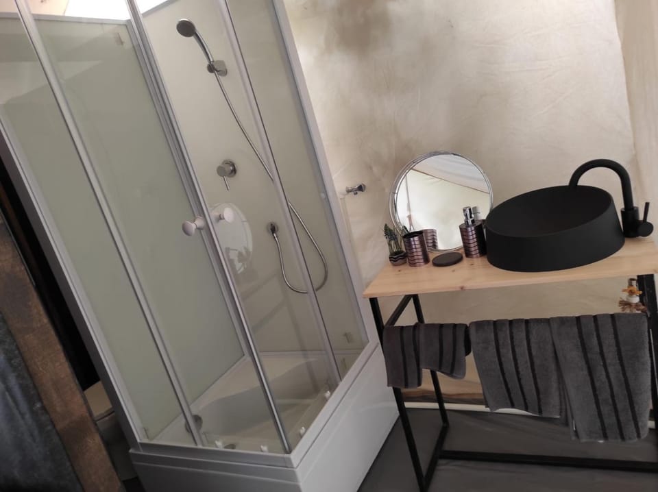 Glamping Casa Soarelui Luxury tent in Dobrich Province, Bulgaria