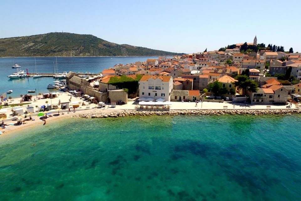 Guest House Adria 2 Bed and Breakfast in Šibenik-Knin County, Croatia
