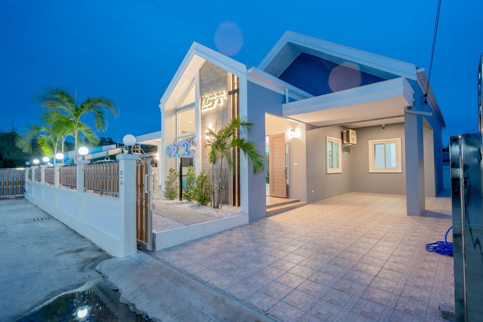 พลอยพูลวิลล่า ชะอำ 4 Ploy Poolvilla Cha-am 4 Apartment in Thailand