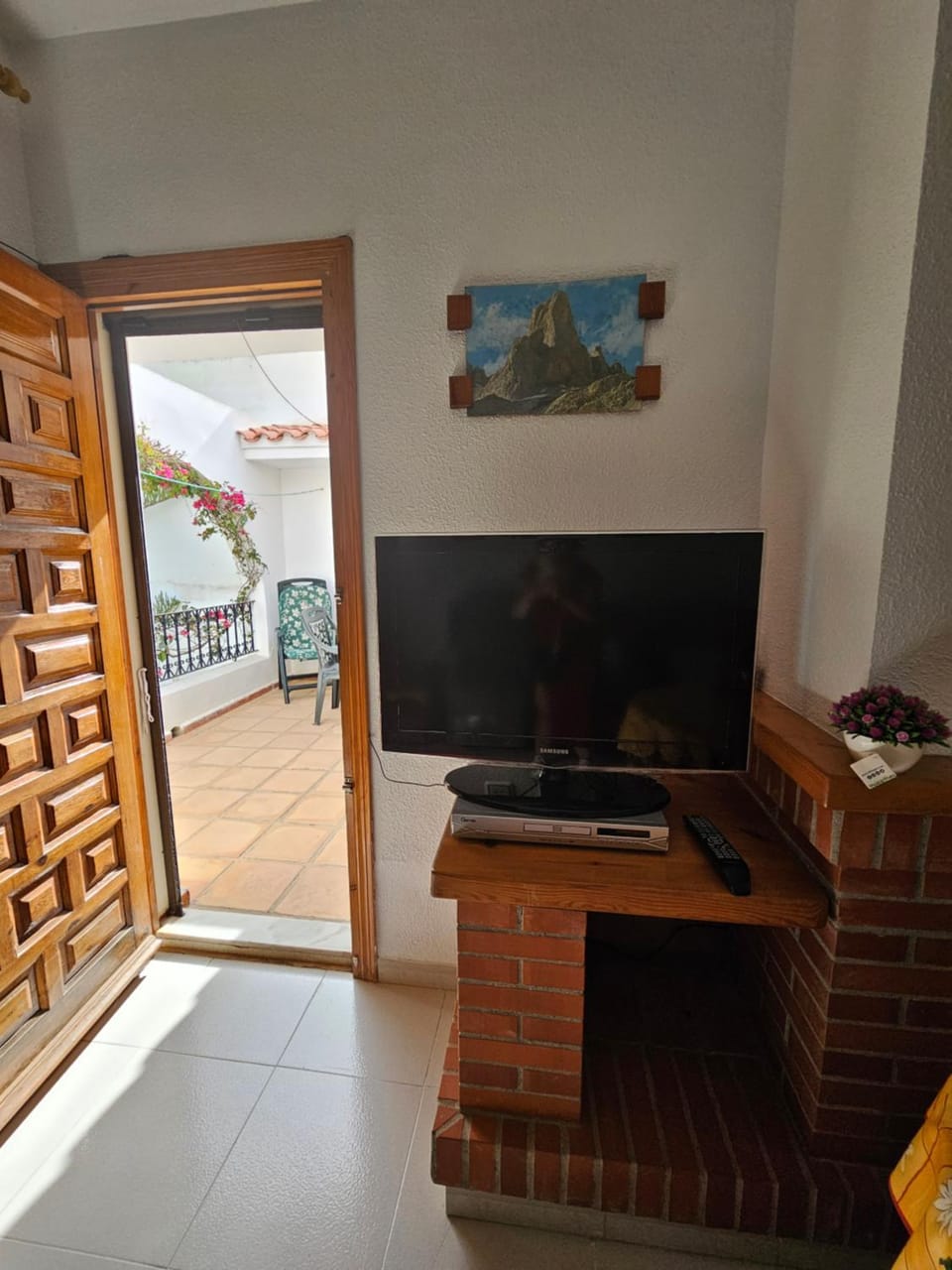 Communal lounge/ TV room, TV and multimedia