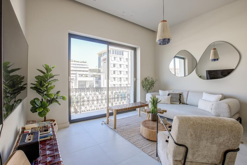 View (from property/room), Balcony/Terrace, Living room, Photo of the whole room, Seating area, Bedroom