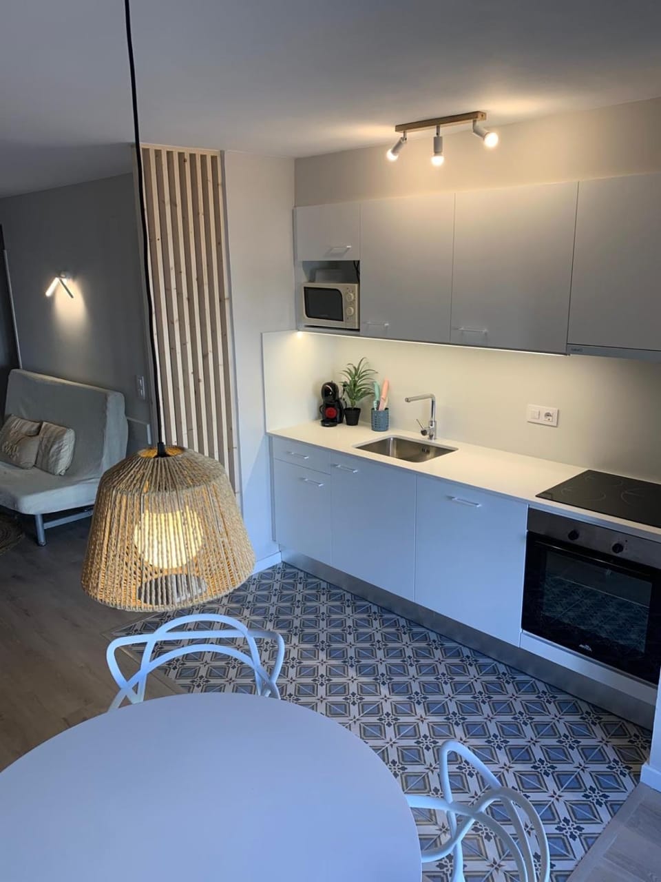 Kitchen or kitchenette