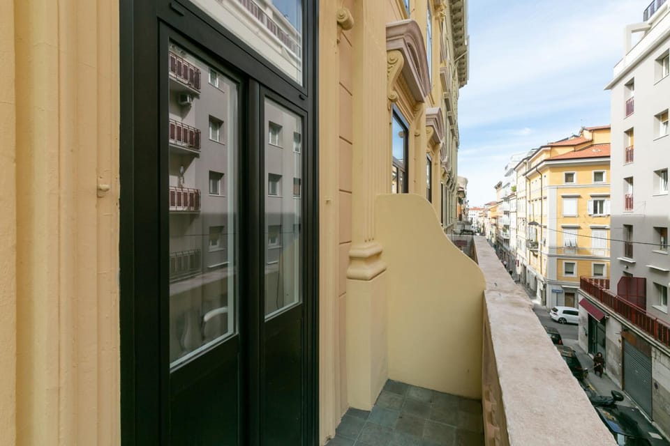 Property building, Neighbourhood, City view, Street view