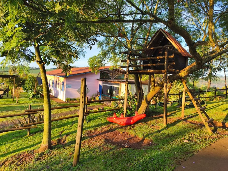 Pousada Estação Rural em Braganca Paulista Campground/ 
RV Resort in State of São Paulo