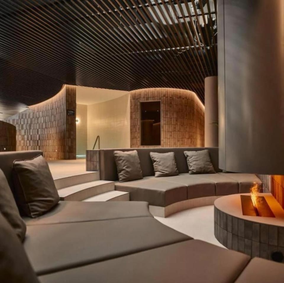 Spa and wellness centre/facilities, Swimming pool