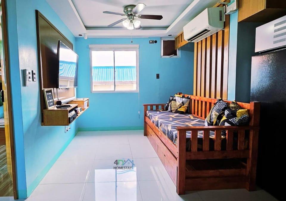 Living room, Entertainment