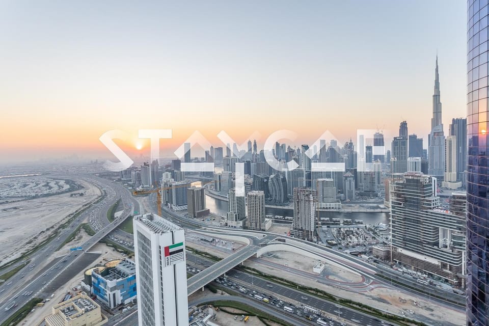 Property building, Day, Neighbourhood, Bird's eye view, City view, Street view, Location, Sunrise, Sunset
