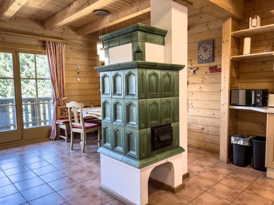 1A Chalet Enzianhuette - Wandern und Indoor Sauna Chalet in Carinthia, Austria