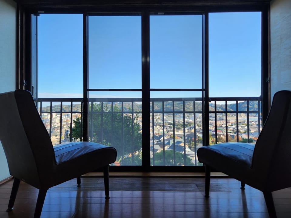 【 円 madoka 】逗子鎌倉で暮らすように過ごす一棟貸し宿泊施設​ Apartment in Kanagawa Prefecture