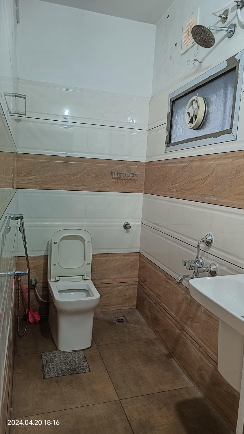 Toilet, Bathroom