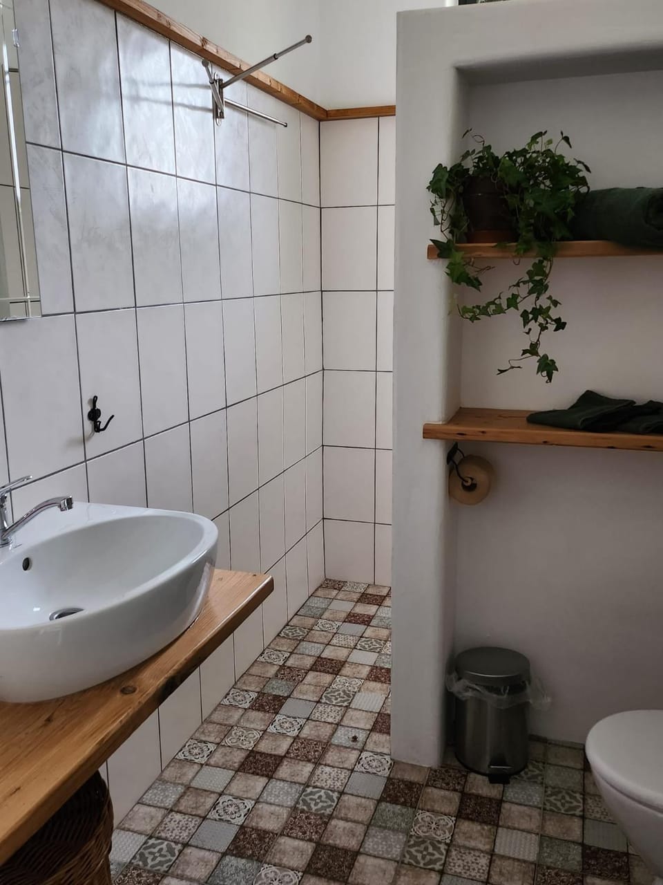 Moongardenhouse House in Hungary