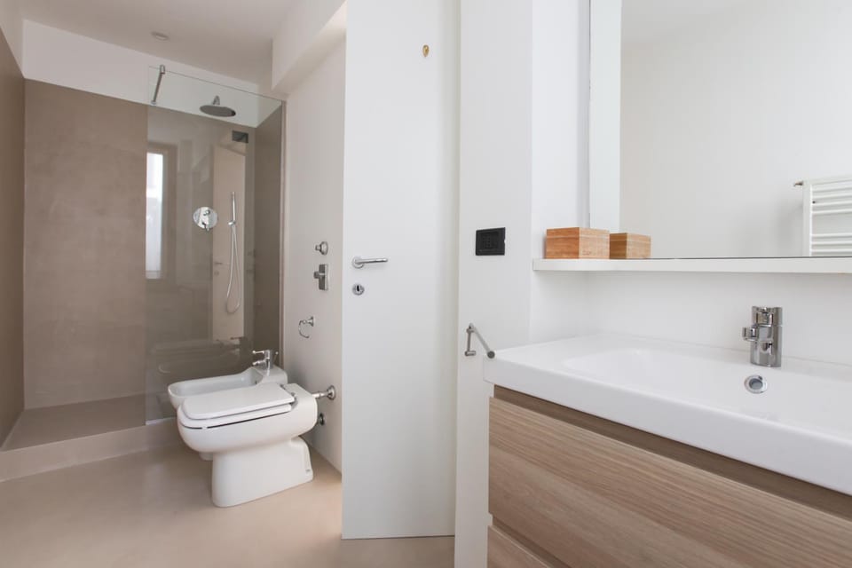 Shower, Toilet, Bathroom, bidet