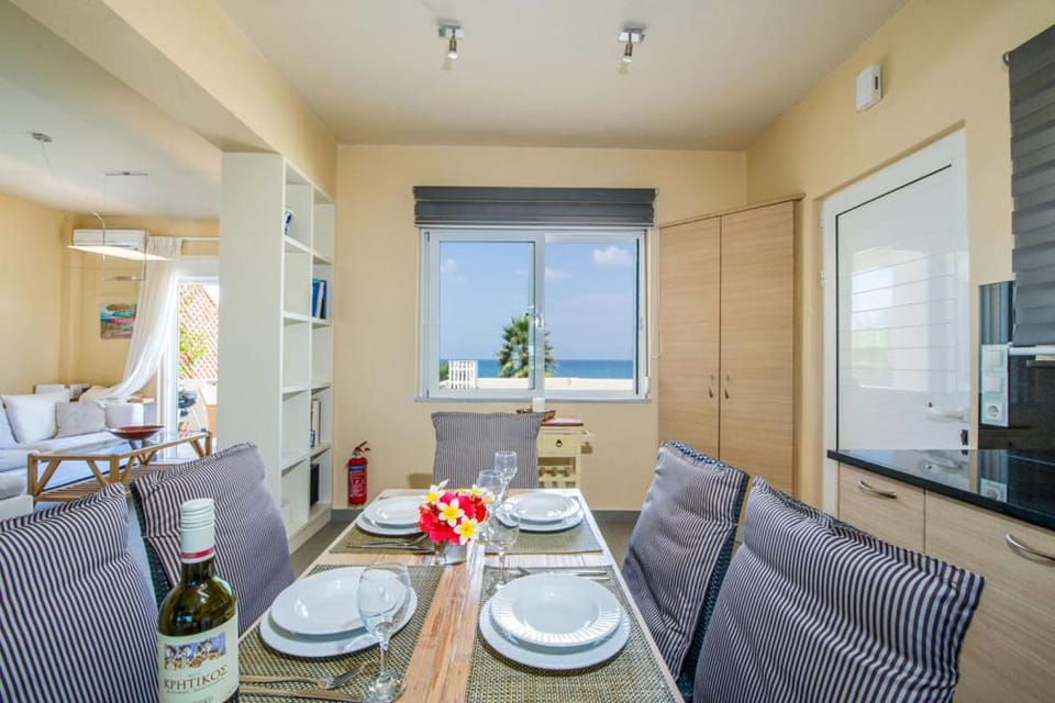 The Seaside Villa Villa in Crete