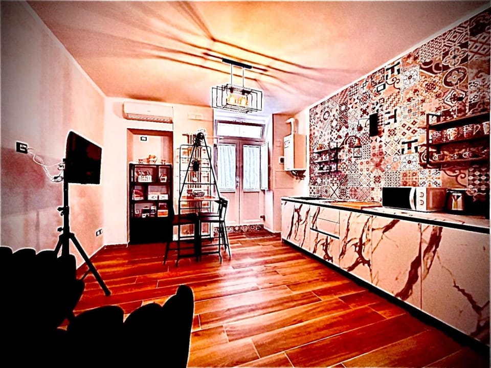 TV and multimedia, Dining area