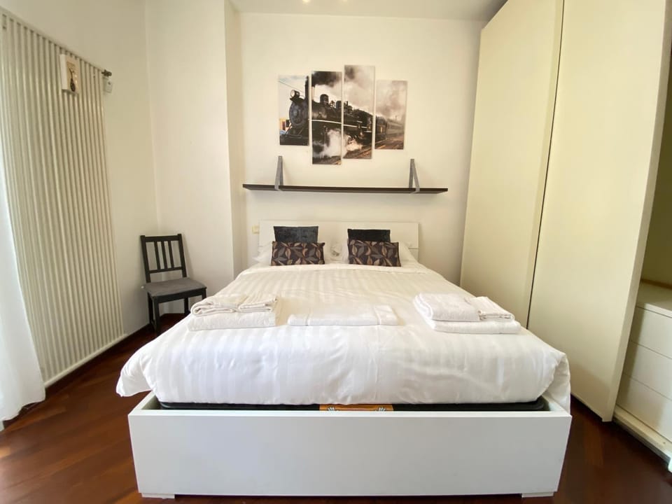 Bed, wardrobe
