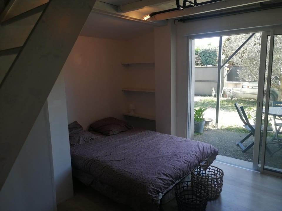 chalet sous le chant du chêne Bed and Breakfast in La Roque-d'Anthéron