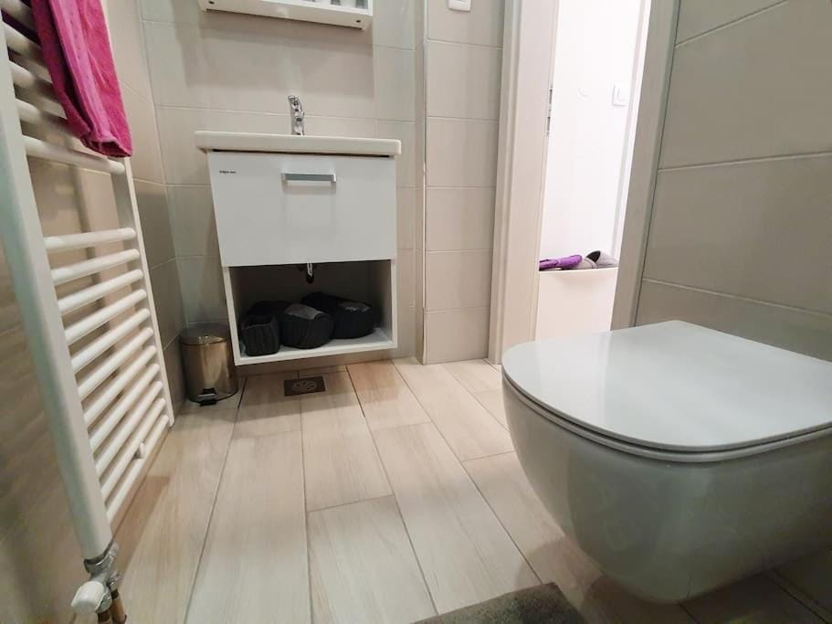 Happy Vibes apartment, charming & with free parking Apartment in Ljubljana