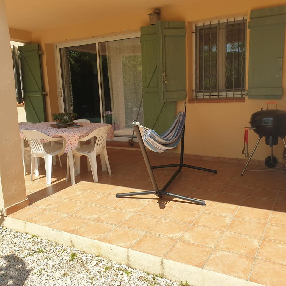 BBQ facilities, Balcony/Terrace