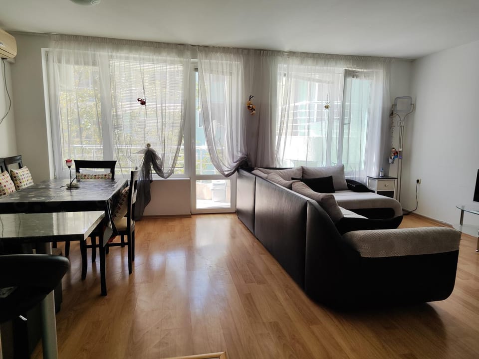 Nev Apartment in Burgas