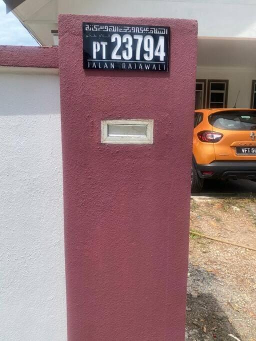 Hanna Homestay with 3 Rooms House in Terengganu, Malaysia