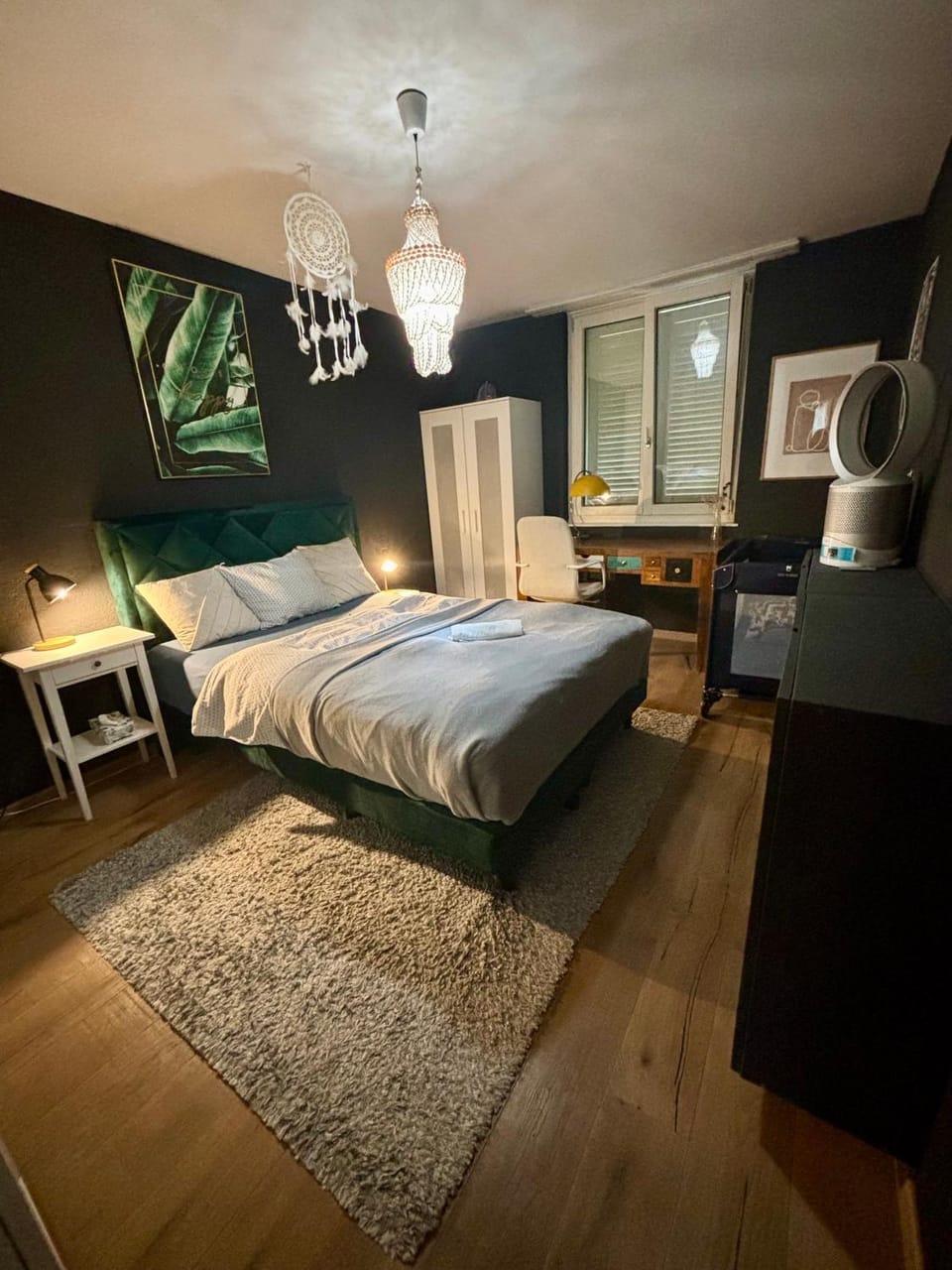 Bed, Bedroom