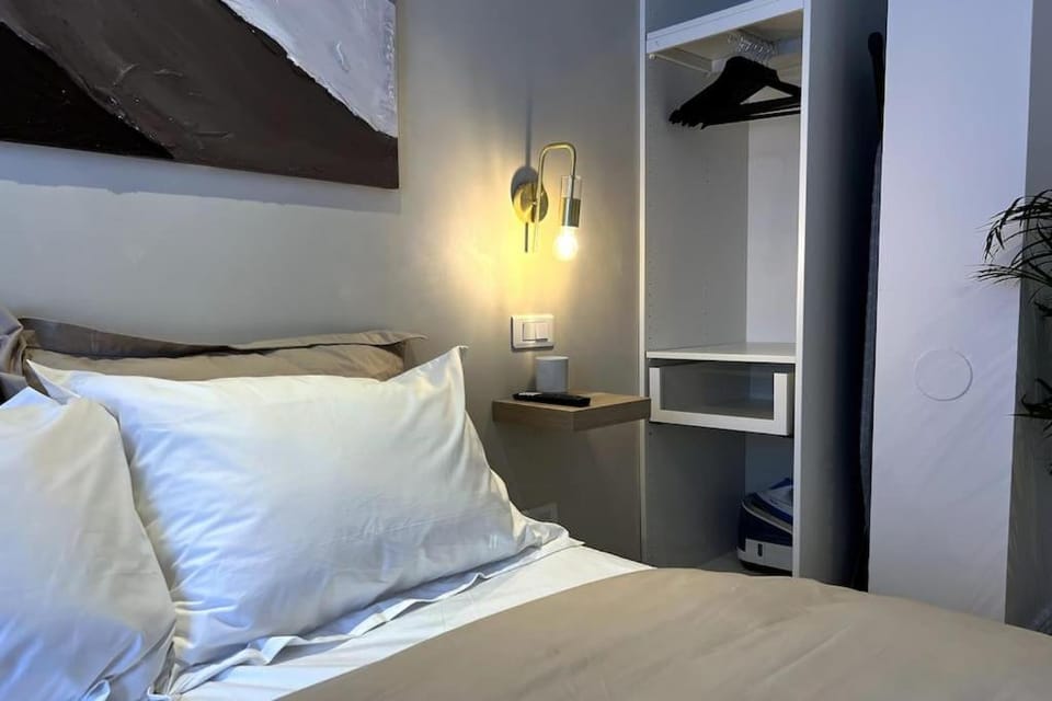 Bed, Bedroom, wardrobe
