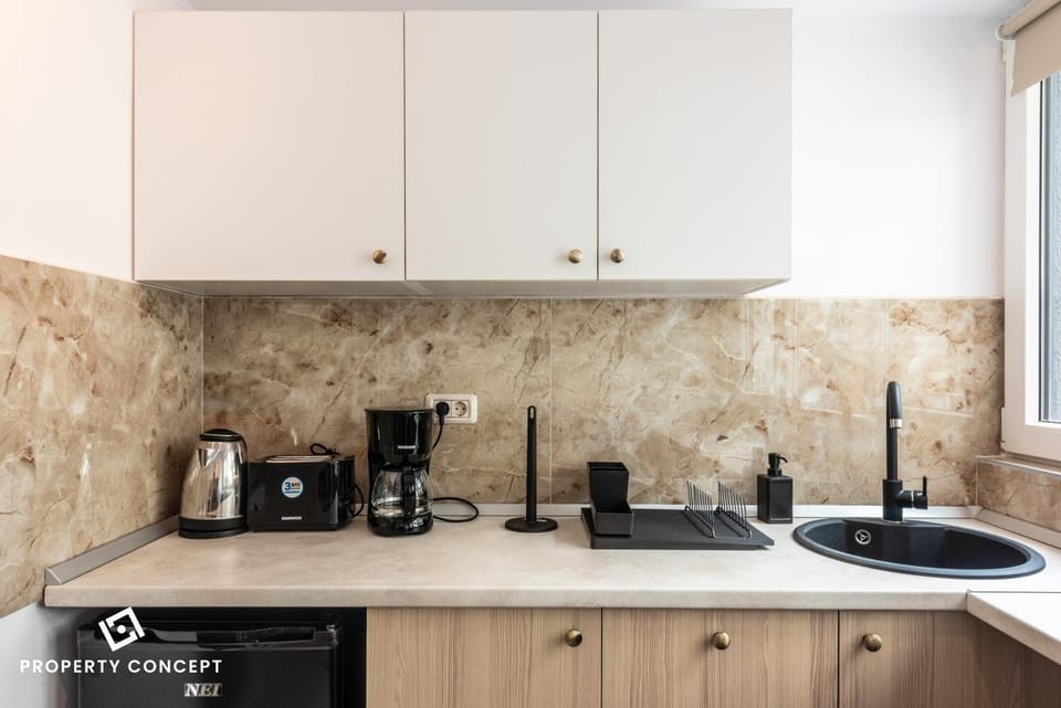 Coffee/tea facilities, Kitchen or kitchenette, minibar, stove, toaster