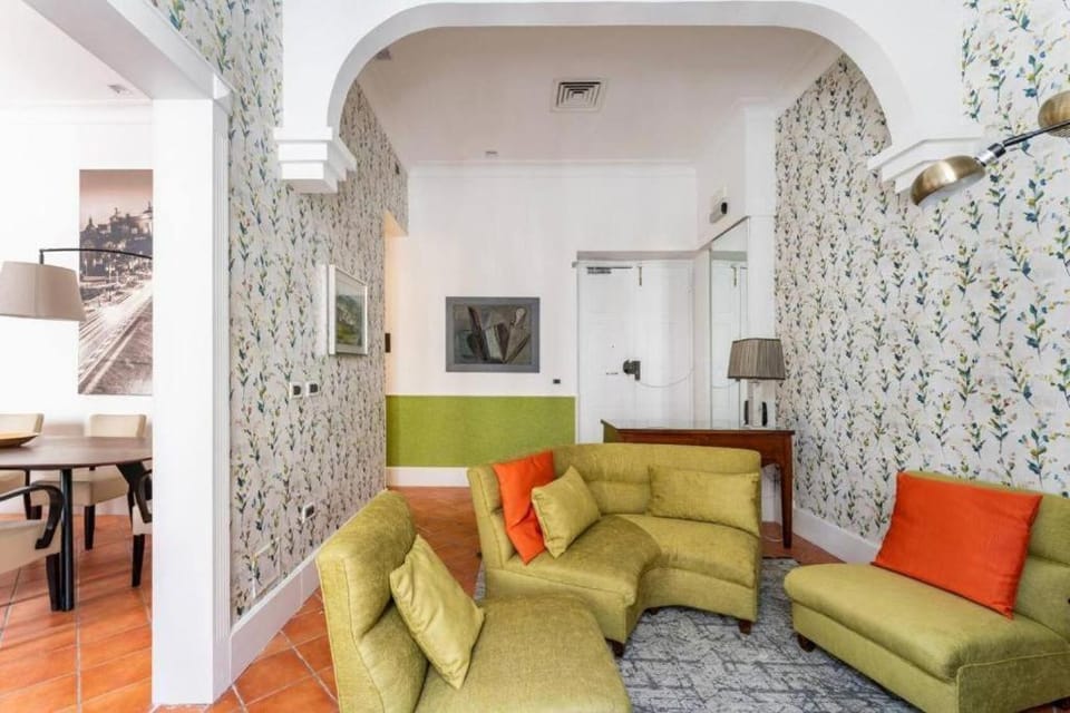 Fori Imperiali Luxe Mansion Bed and Breakfast in Rome