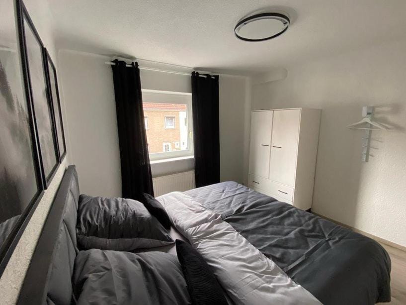 Bed, Photo of the whole room, Bedroom, wardrobe