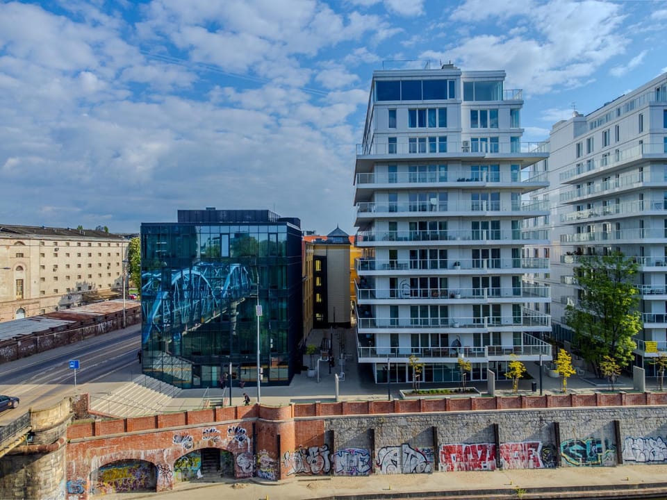 Property building, Neighbourhood, City view, Street view, Location