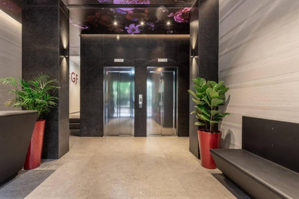 Property building, Facade/entrance, elevator