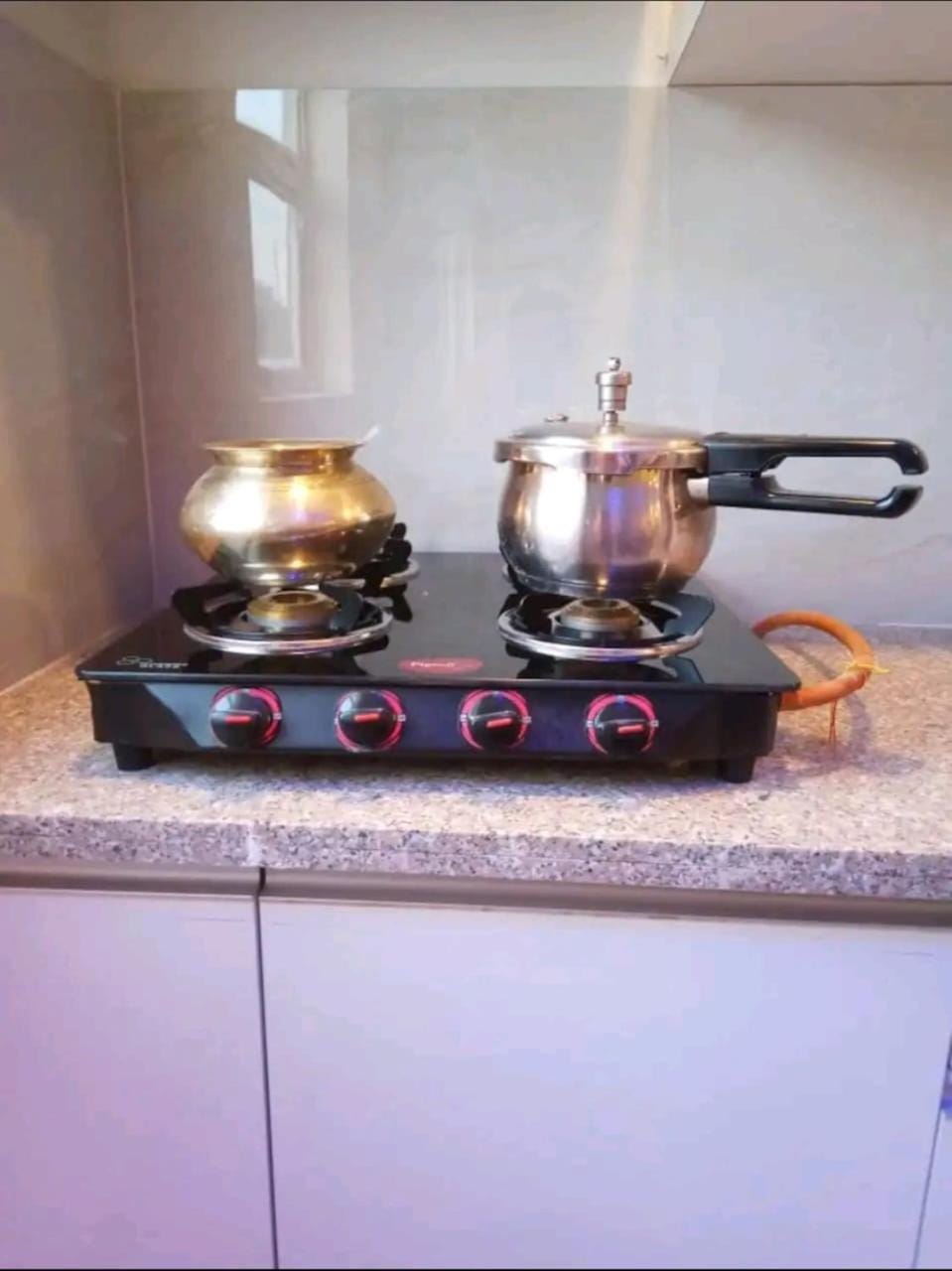 Vrunda 2BHK spacious and cozy Homestay Apartment in Uttar Pradesh