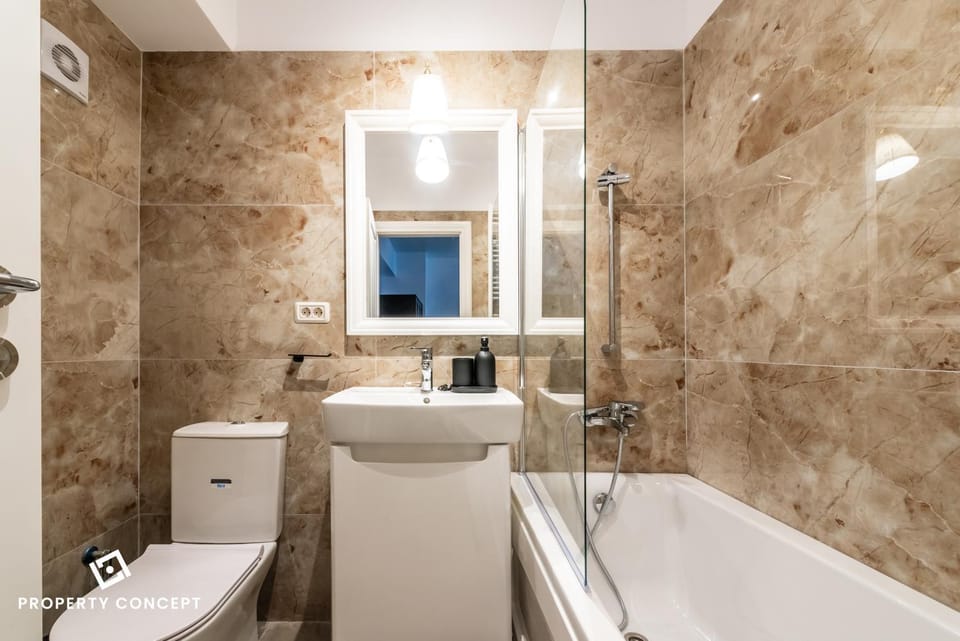 Toilet, Bathroom, Bath, towels