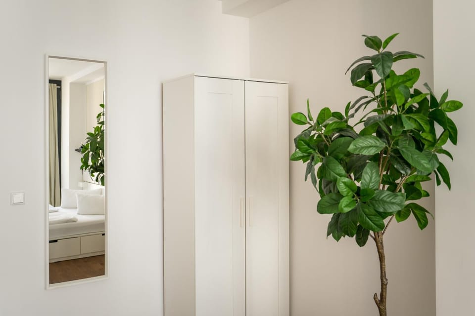 Bedroom, wardrobe