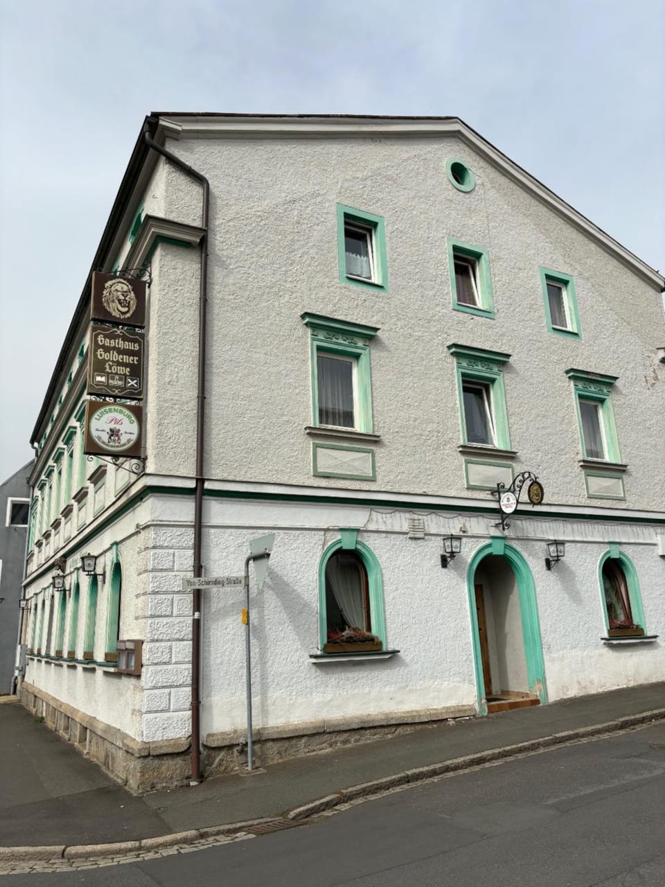 Property building, Day