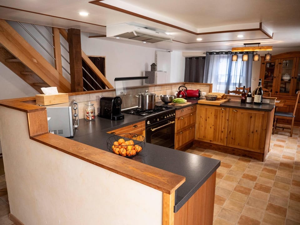 Kitchen or kitchenette, Food and drinks, Dining area, Food, dishwasher, minibar, pet friendly, stove, toaster