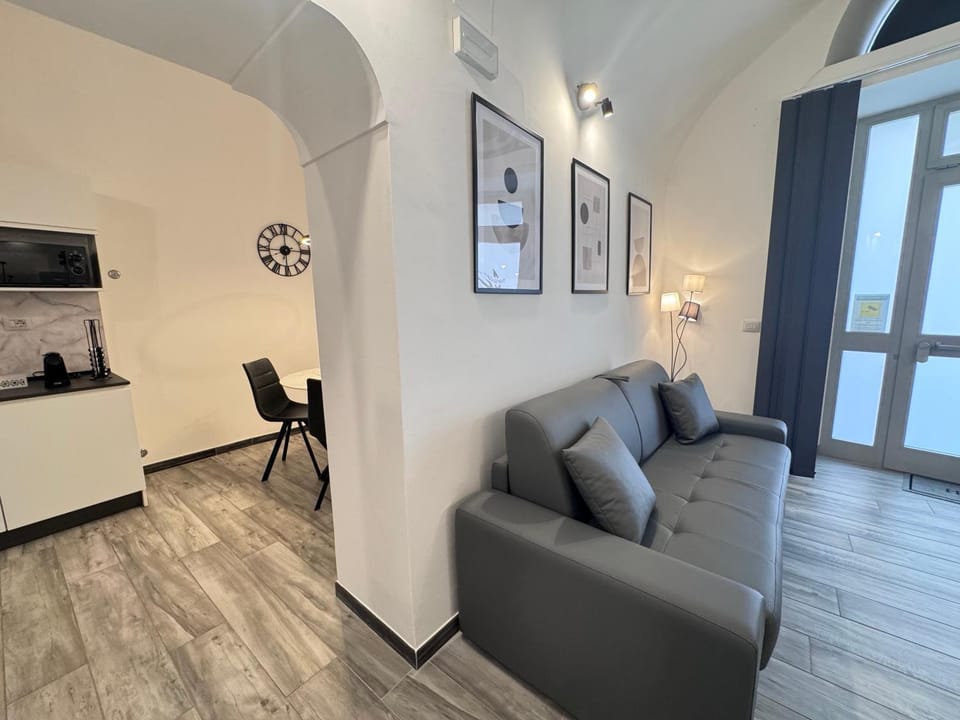 Kitchen or kitchenette, Living room, furniture