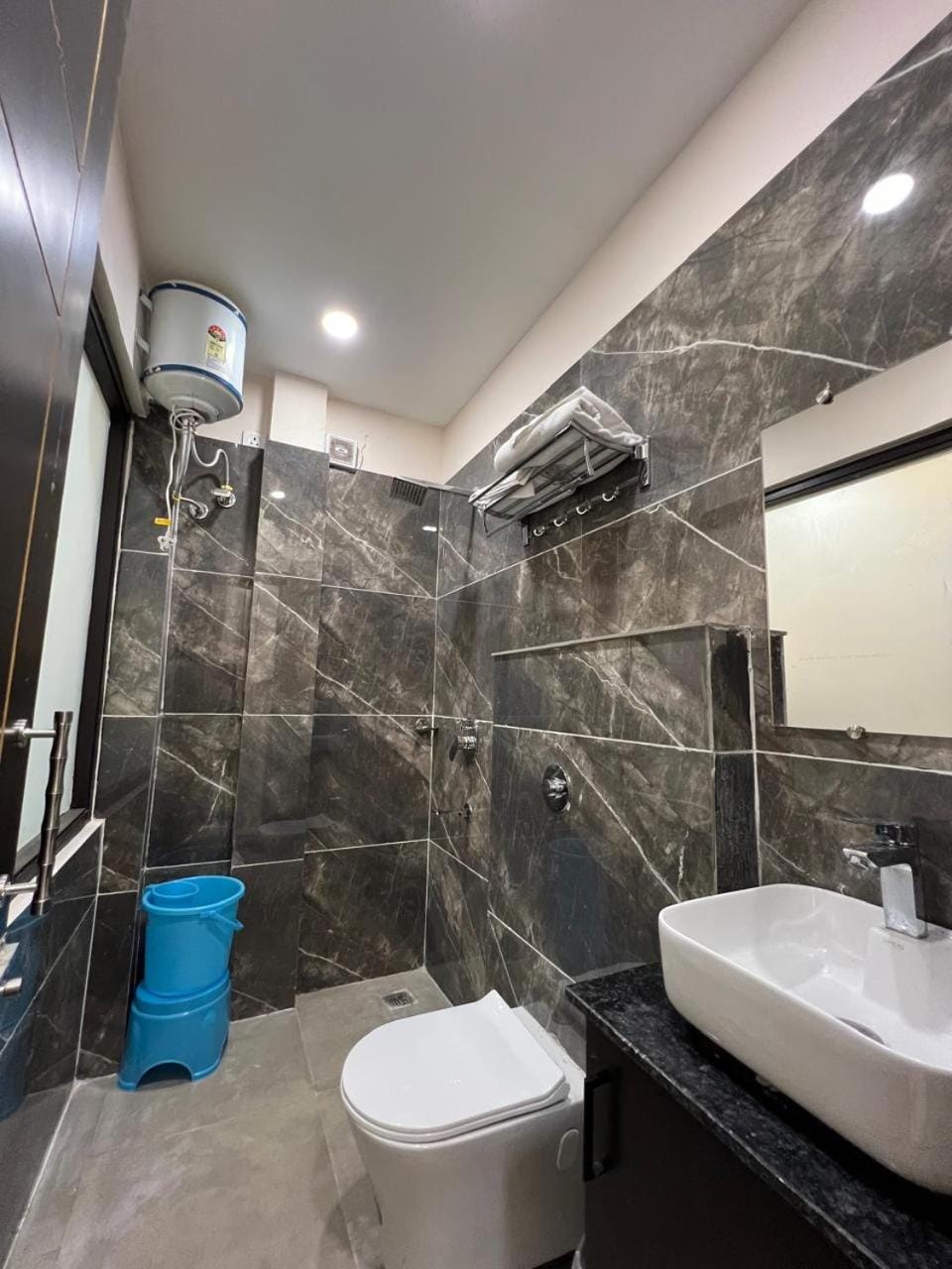 Shower, Toilet, Bathroom