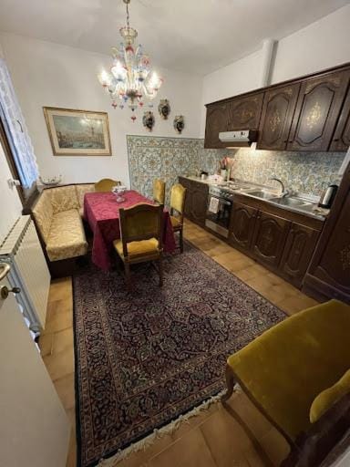 Unique for yuo Center Royalclass Love hotel in Venice