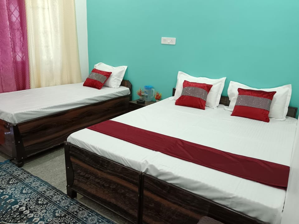 Hotel Tejas Bed and Breakfast in Uttarakhand