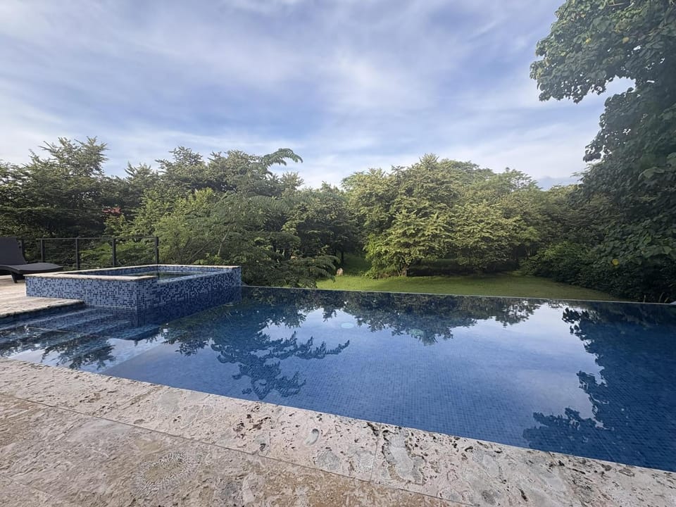 Casa Mariposa - villa with infinity pool, near beach House in Guanacaste Province