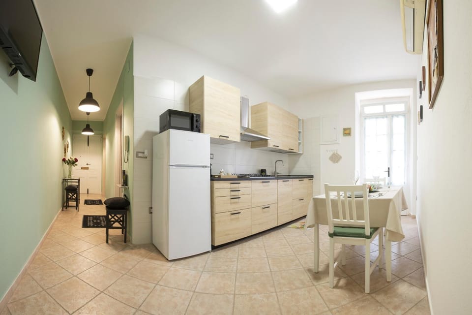 dishwasher, microwave, oven, kitchen