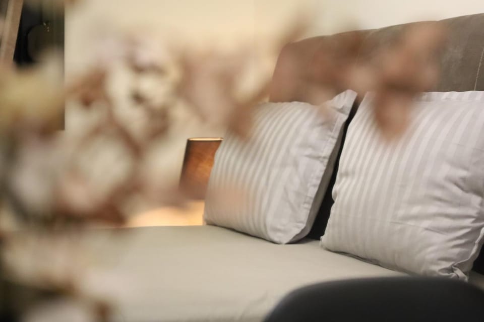 Bed, Bedroom, heating, internet, air conditioner