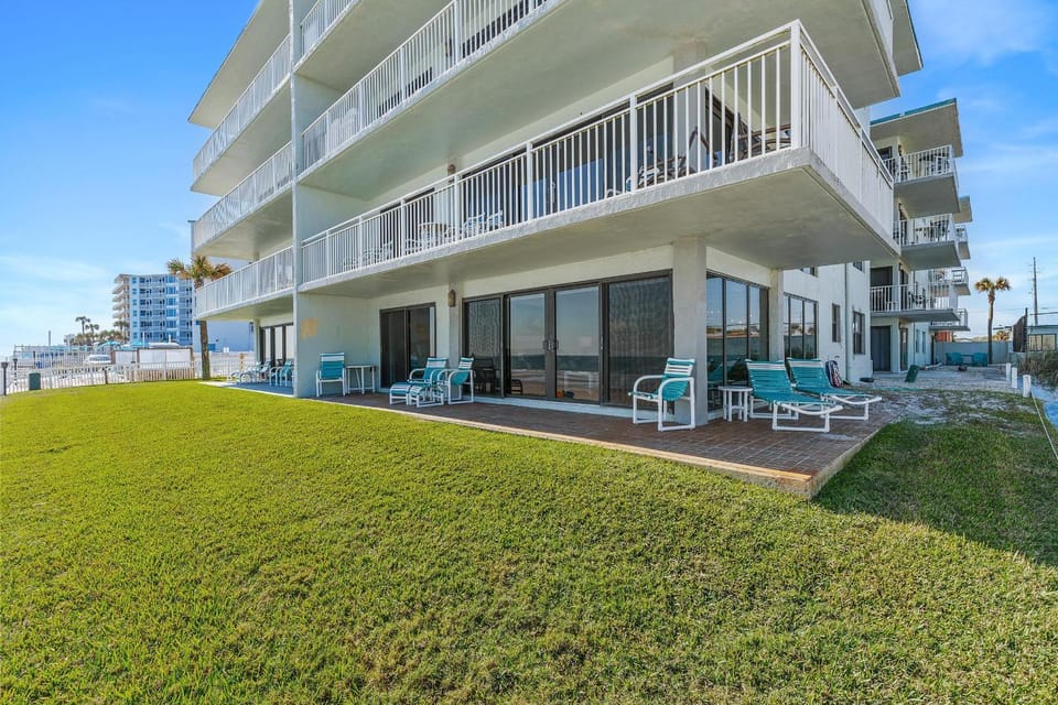 Ocean Reef Villas 110 House in New Smyrna Beach