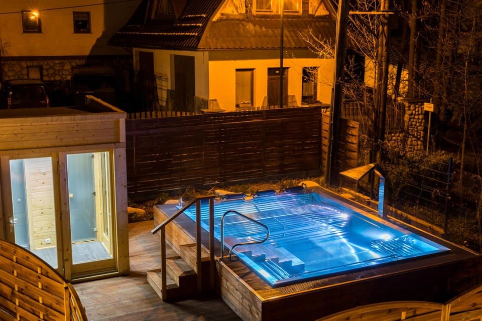 Hot Tub