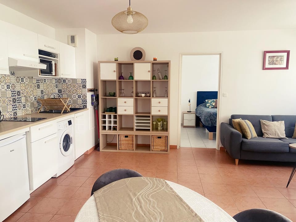 La Major, Appartement urbain + Parking Apartment in Marseille