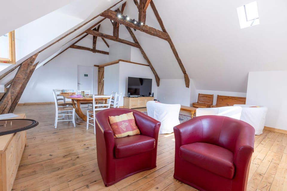 Communal lounge/ TV room, Game Room