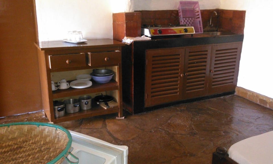 Diani Banda Cottages Bed and Breakfast in Diani Beach