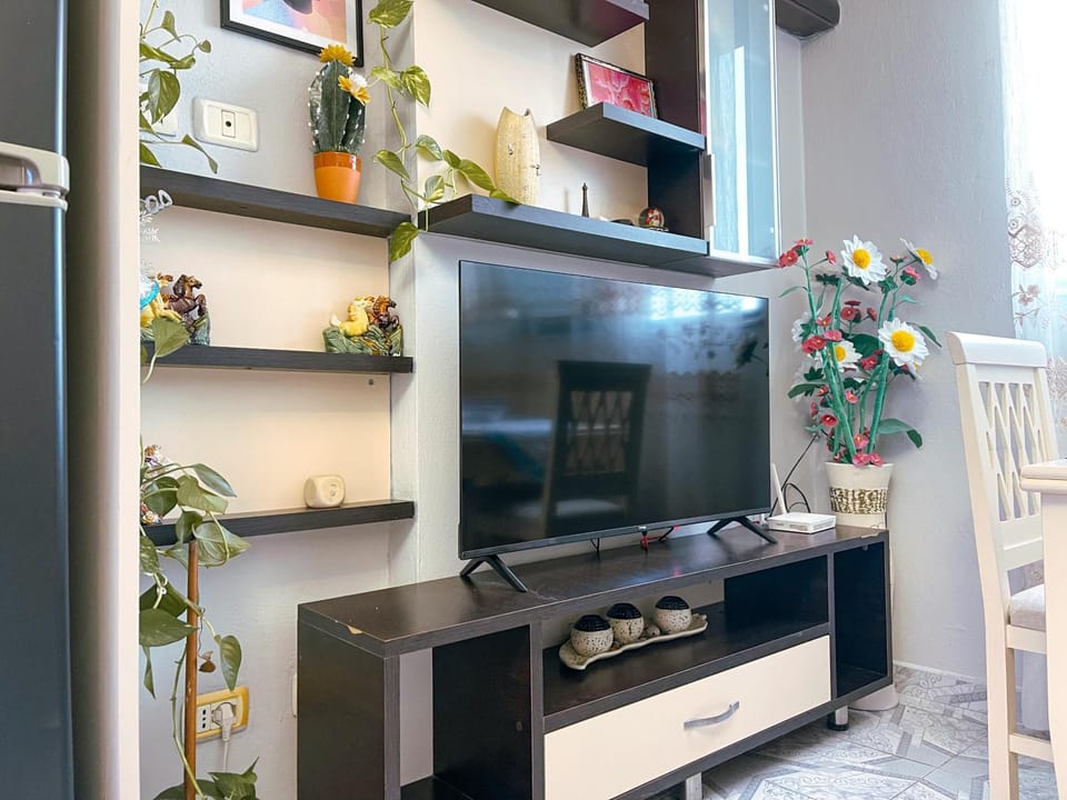 Communal lounge/ TV room, TV and multimedia, Evening entertainment