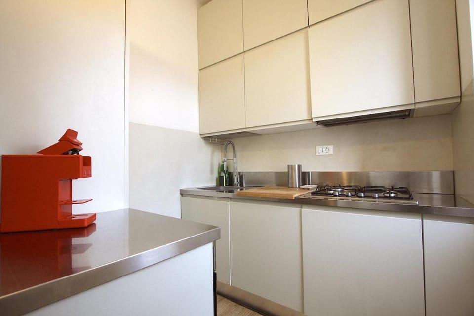 Statonia Terrace Penthouse Apartment in Rome